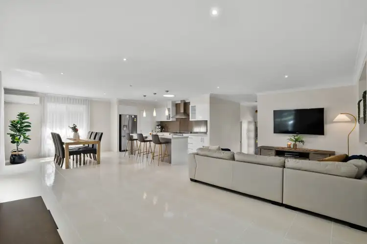 Second view of Homely house listing, 10 Newport Terrace, Mardi NSW 2259