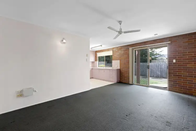 Sixth view of Homely unit listing, 2/16 Raleigh Street, Ooralea QLD 4740