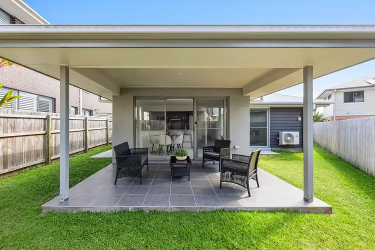 9 Parkland Avenue, Arundel QLD 4214