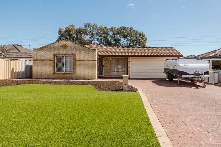 Second view of Homely house listing, 3 Linvale Court, Ballajura WA 6066