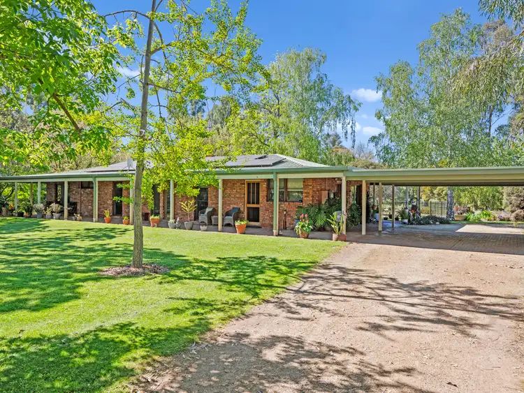 15 Grant Drive, Benalla VIC 3672