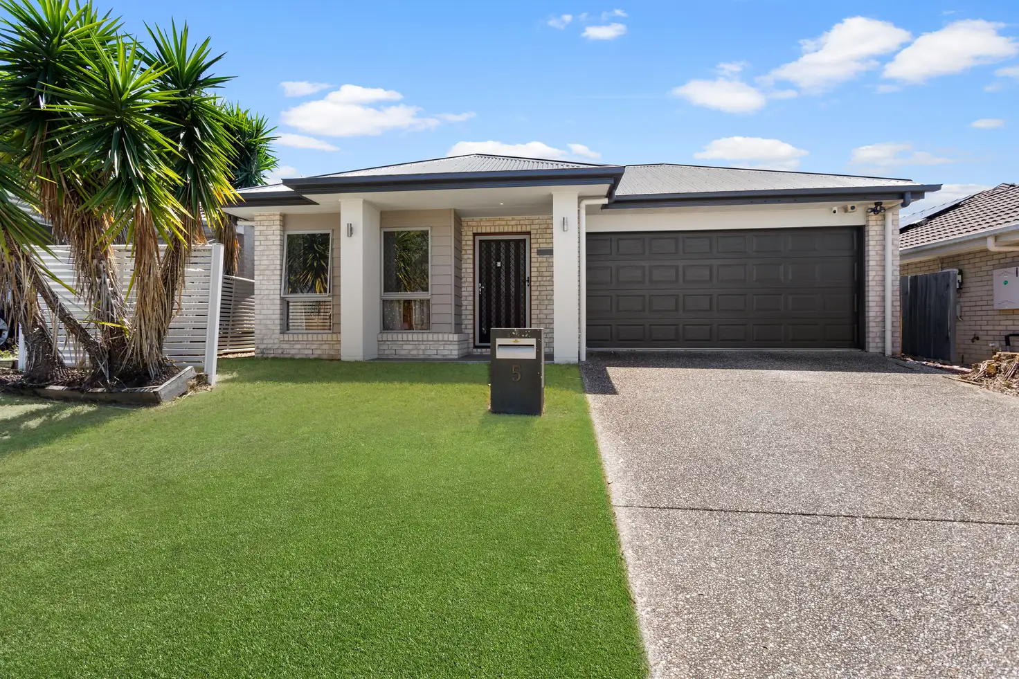 Main view of Homely house listing, 5 Ravensbourne Crescent, North Lakes QLD 4509