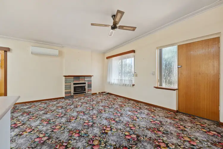 Fifth view of Homely house listing, 8 Wavelea Street, Safety Bay WA 6169