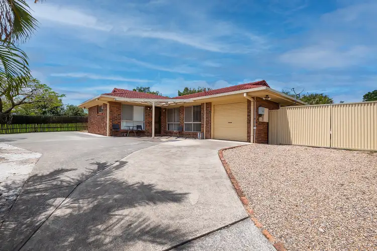 Second view of Homely house listing, 10 Currawong Street, Doolandella QLD 4077