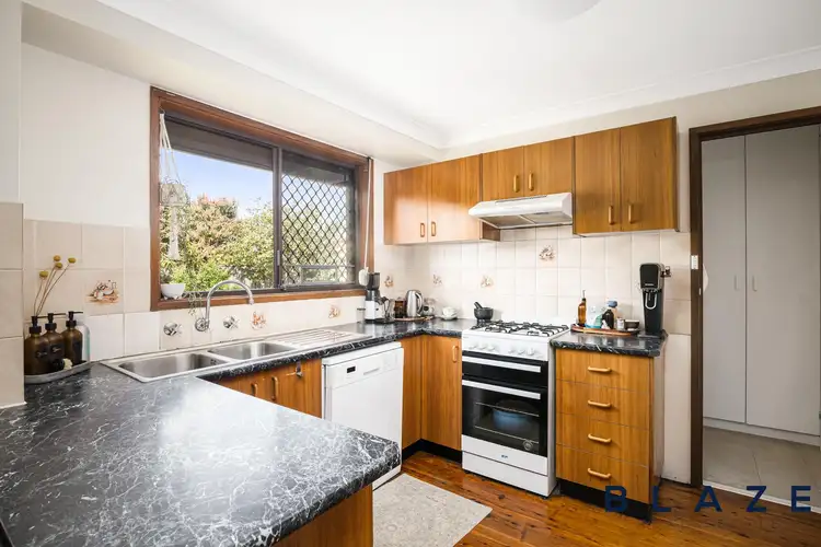 Sixth view of Homely house listing, 5 Cato Close, Edensor Park NSW 2176