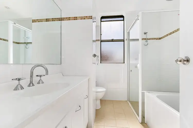 Fifth view of Homely apartment listing, 3/121 Cook Road, Centennial Park NSW 2021