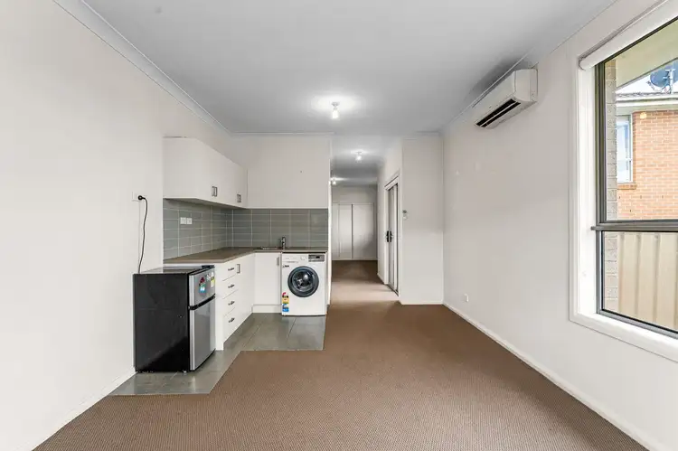 1/23B Melrose Street, Middleton Grange NSW 2171