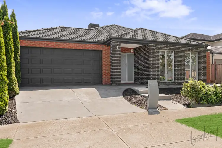 Second view of Homely house listing, 11 Playfields Place, Wollert VIC 3750