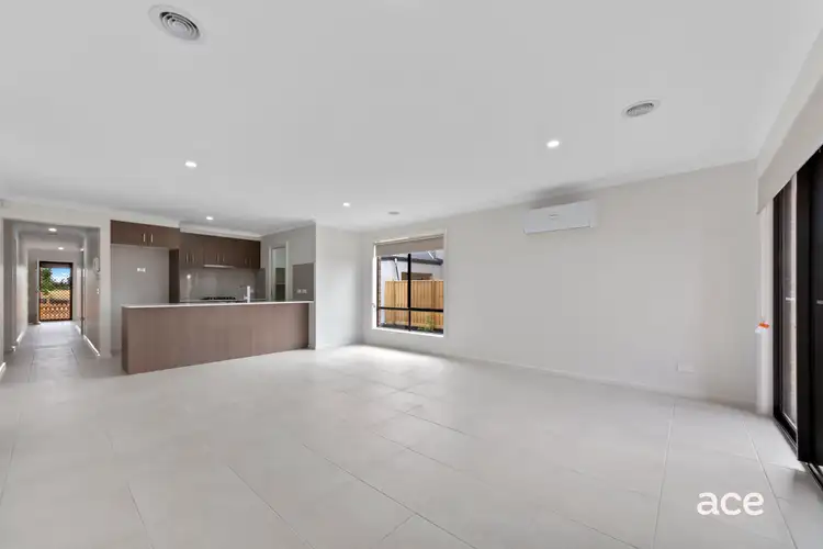 Fourth view of Homely house listing, 8 Bridgefield Parkway, Rockbank VIC 3335