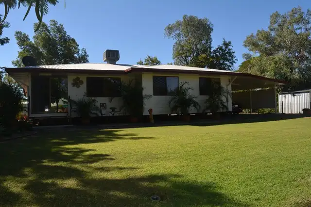 40 Gidyea Street, Barcaldine QLD 4725