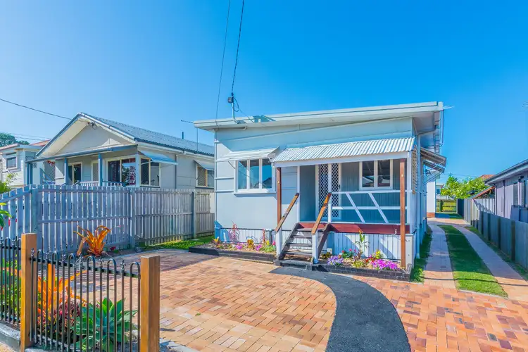 8a Hale Street, Margate QLD 4019