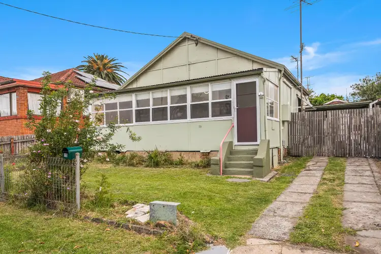15 Birmingham Street, Cringila NSW 2502
