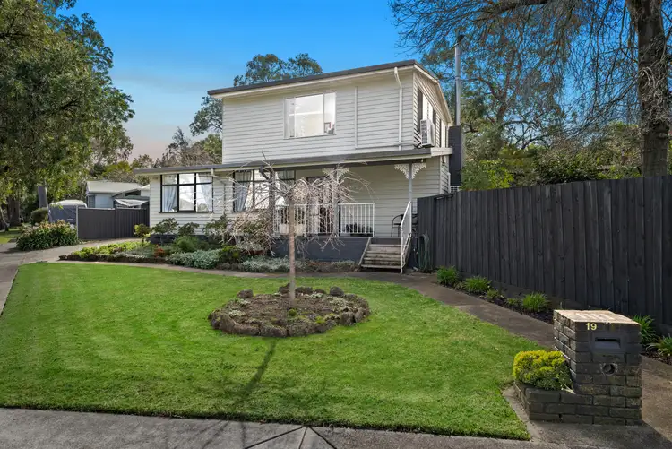 19 Miller Road, The Basin VIC 3154