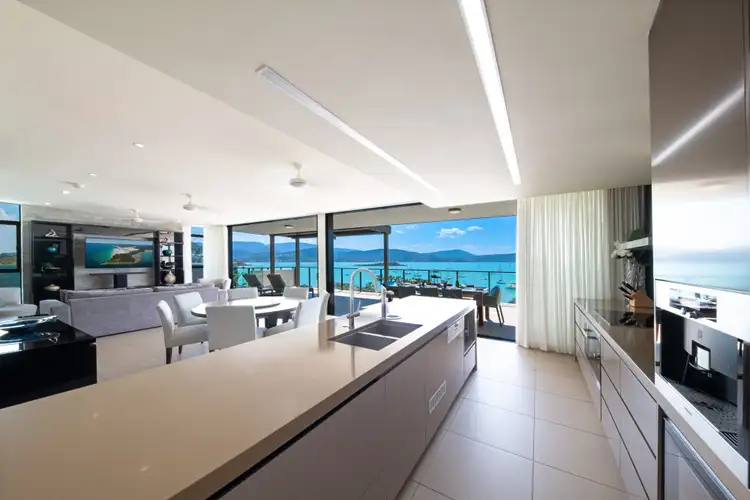 Fifth view of Homely unit listing, 72/11 Altmann Avenue, Cannonvale QLD 4802