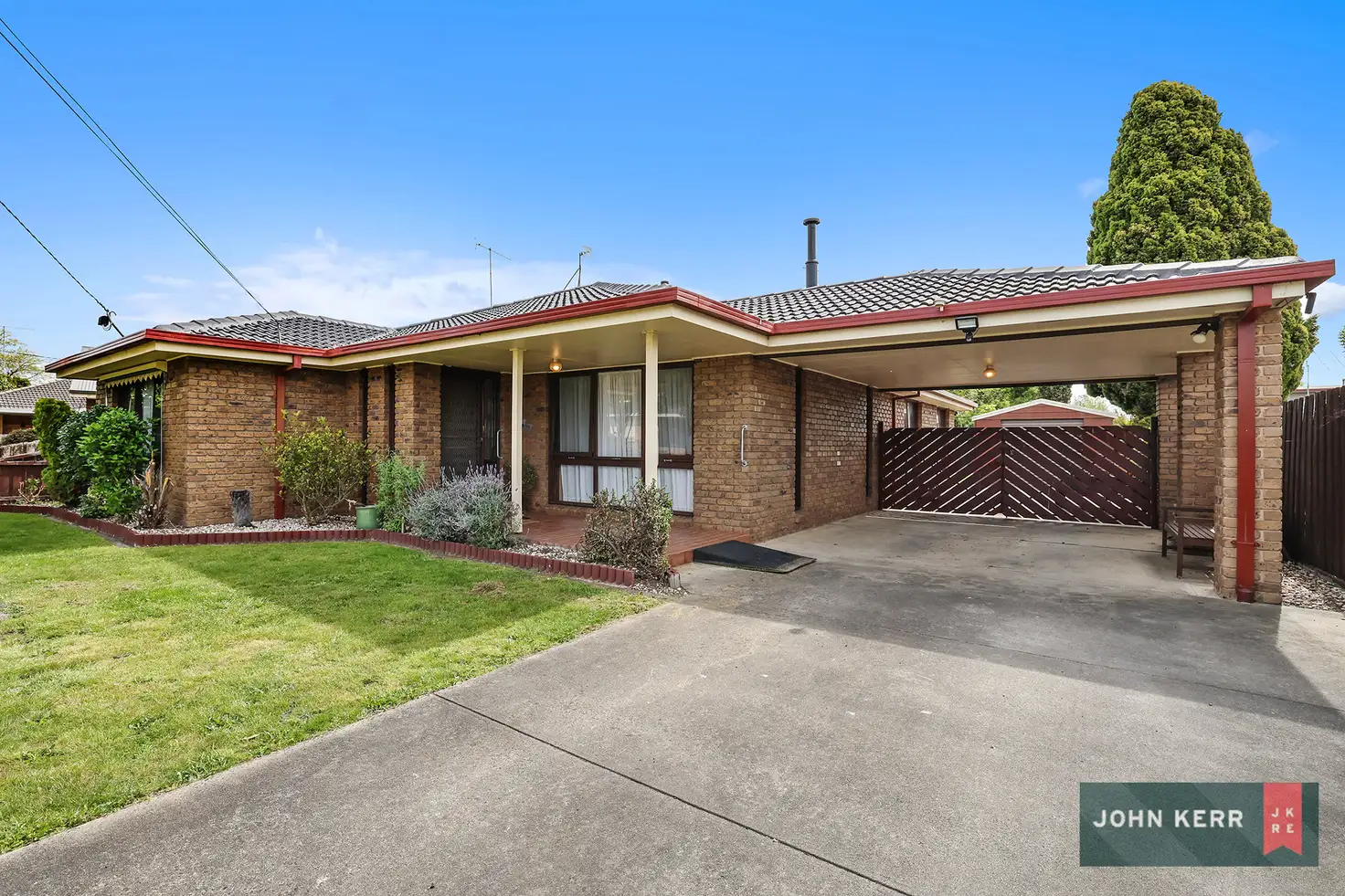 Main view of Homely house listing, 10 Castle Street, Moe VIC 3825