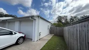 2/31 Ashton Avenue, Redbank QLD 4301