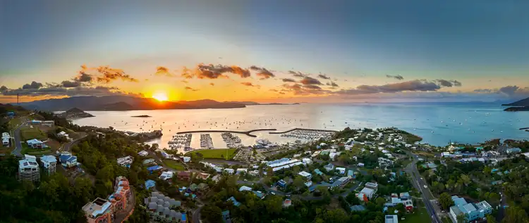 3 Simmons Street, Airlie Beach QLD 4802