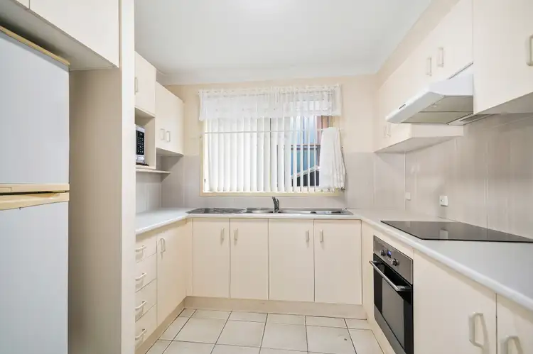 Second view of Homely house listing, 20 The Circuit, Shellharbour NSW 2529