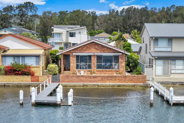 68 Shelly Beach Road, Empire Bay NSW 2257