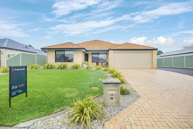 13 Heatherglen Road, Australind WA 6233