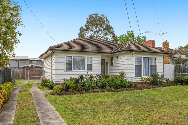 53 Braid Hill Road, Macleod VIC 3085