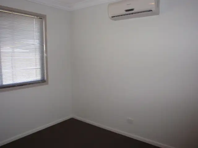Fifth view of Homely unit listing, 4/70 Long Street, Emerald QLD 4720