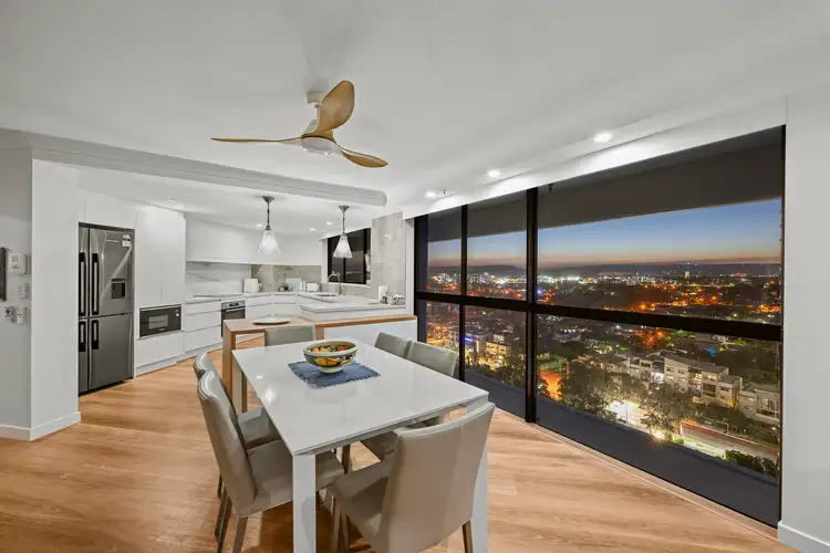 64/17 Bayview Street, Runaway Bay QLD 4216