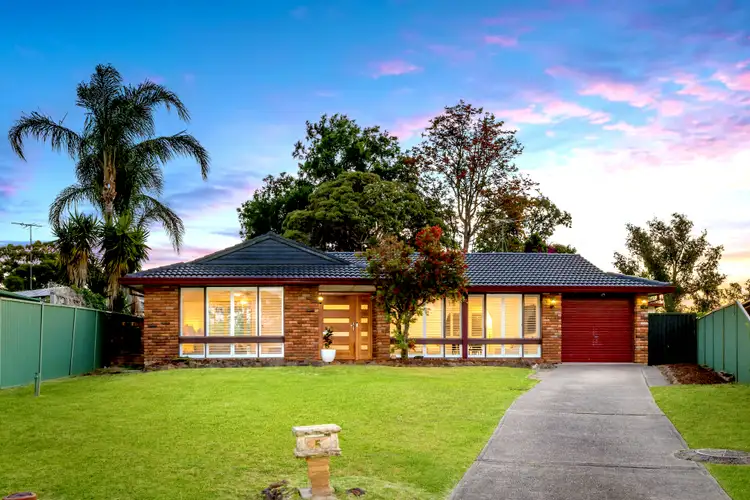 5 Mccabe Close, St Clair NSW 2759