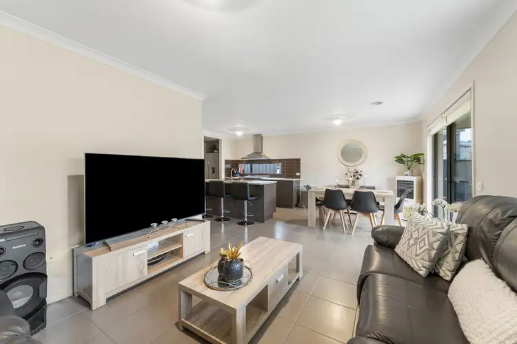 Sixth view of Homely house listing, 7 Wilkiea Crescent, Cranbourne North VIC 3977