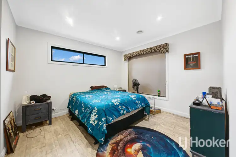 Fifth view of Homely house listing, 37 Bangalay Drive, Brookfield VIC 3338