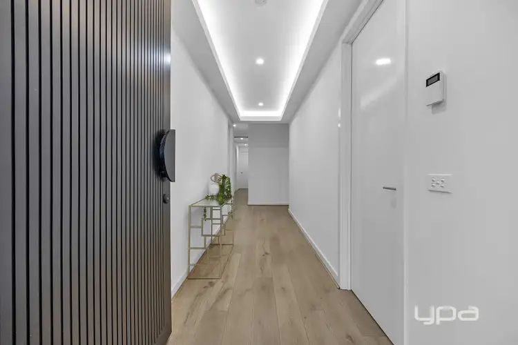 Fifth view of Homely house listing, 7 Raindrop Circuit, Fraser Rise VIC 3336