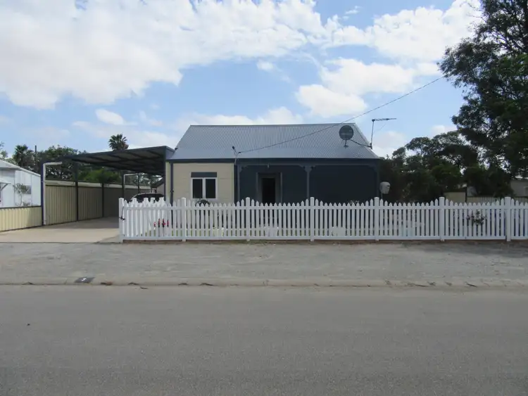 3 Niven Crescent, Carnamah WA 6517