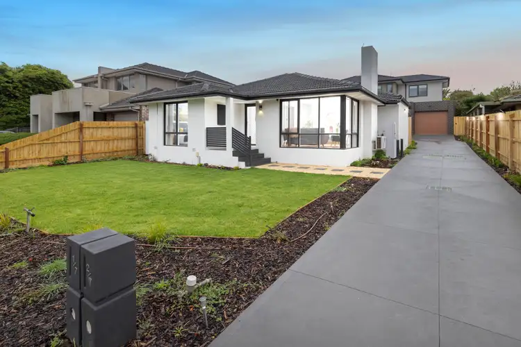 1/7 O'Connor Road, Knoxfield VIC 3180