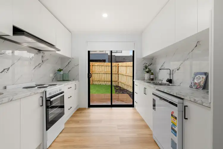 Fifth view of Homely unit listing, 1/7 O'Connor Road, Knoxfield VIC 3180