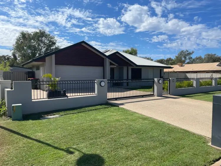 24 Kidd Street, Emerald QLD 4720