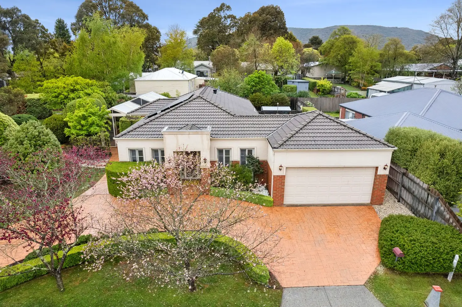 Main view of Homely house listing, 1 Glenice Court, Woodend VIC 3442