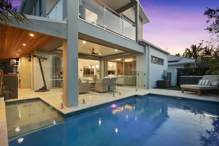 156 Quay Circuit, Newport QLD 4020