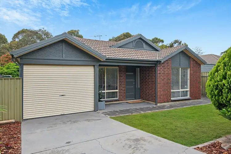 2 Lowell Court, Woodcroft SA 5162