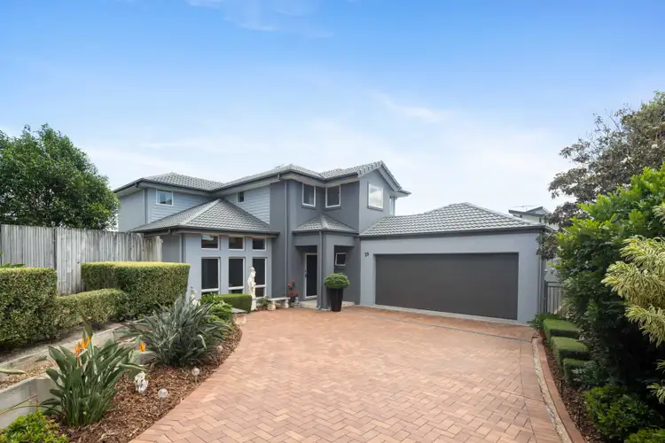 29 Hillcroft Place, Belmont QLD 4153