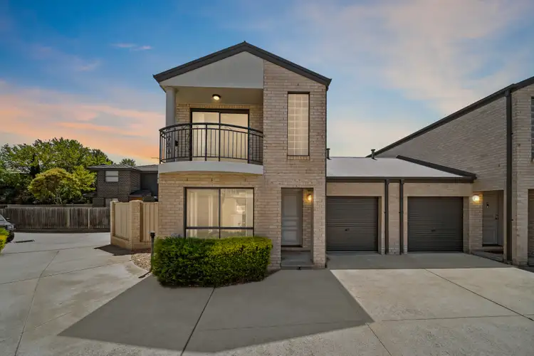 10/7 Bungendore Road