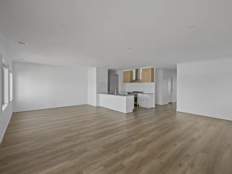 Sixth view of Homely house listing, 1 Meretz Avenue, Benalla VIC 3672