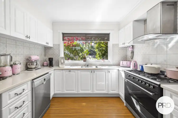 11 Carpenter Street, Creswick VIC 3363