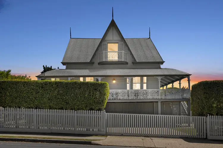 30 Brighton Terrace, Sandgate QLD 4017