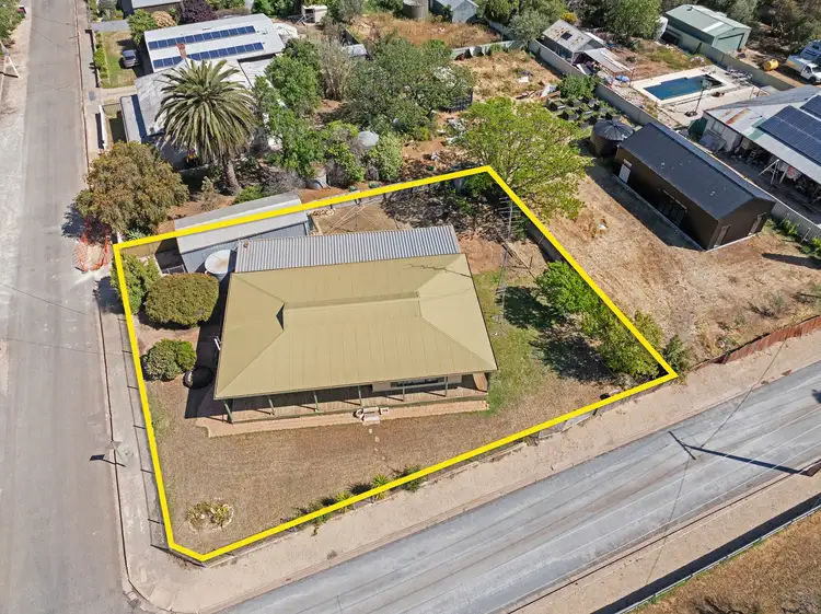 4 Moore Street, Blyth SA 5462