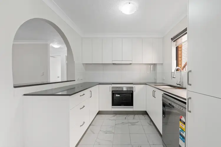 3/5 Christina Court, Mermaid Waters QLD 4218