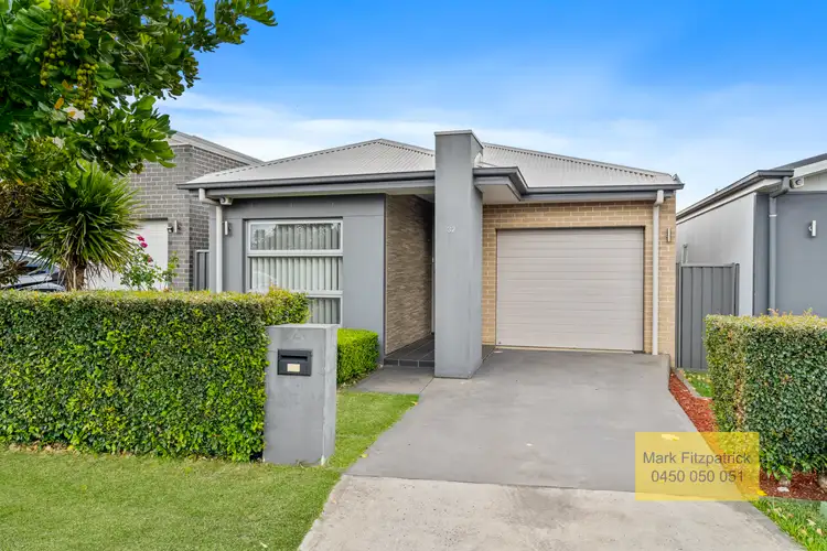 32 Lorikeet Street, Gregory Hills NSW 2557