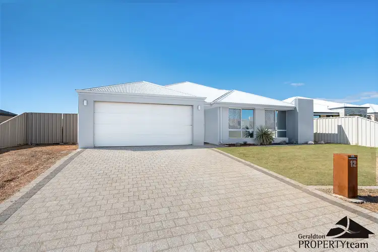 12 Hood Street, Wandina WA 6530