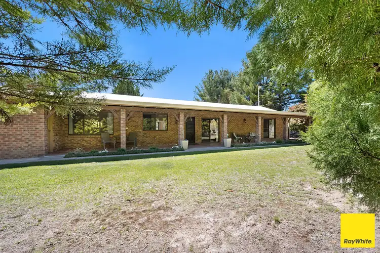 28 Merino Vale Drive, Wamboin NSW 2620