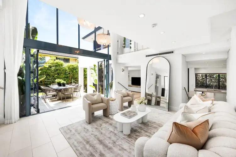 8 Warners Avenue, Willoughby NSW 2068