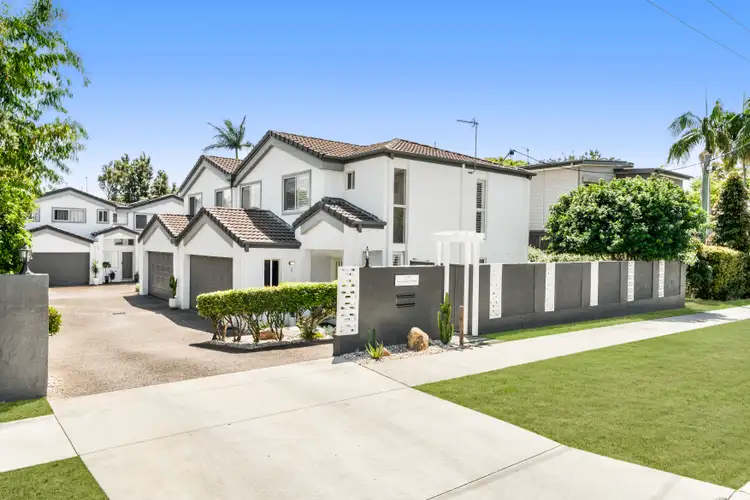 1/117 Eugaree Street, Southport QLD 4215